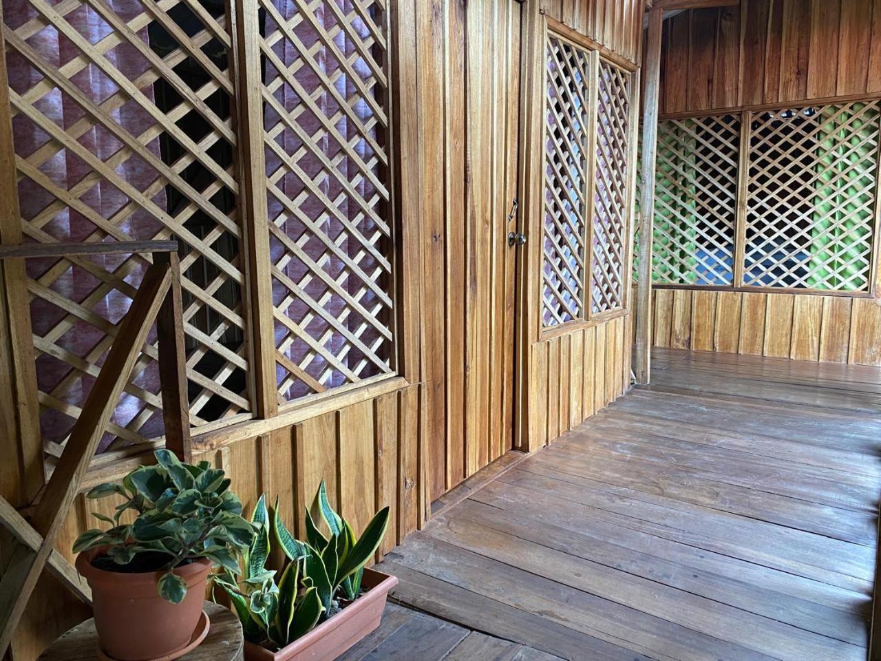 Hotel Cahuita Exterior photo